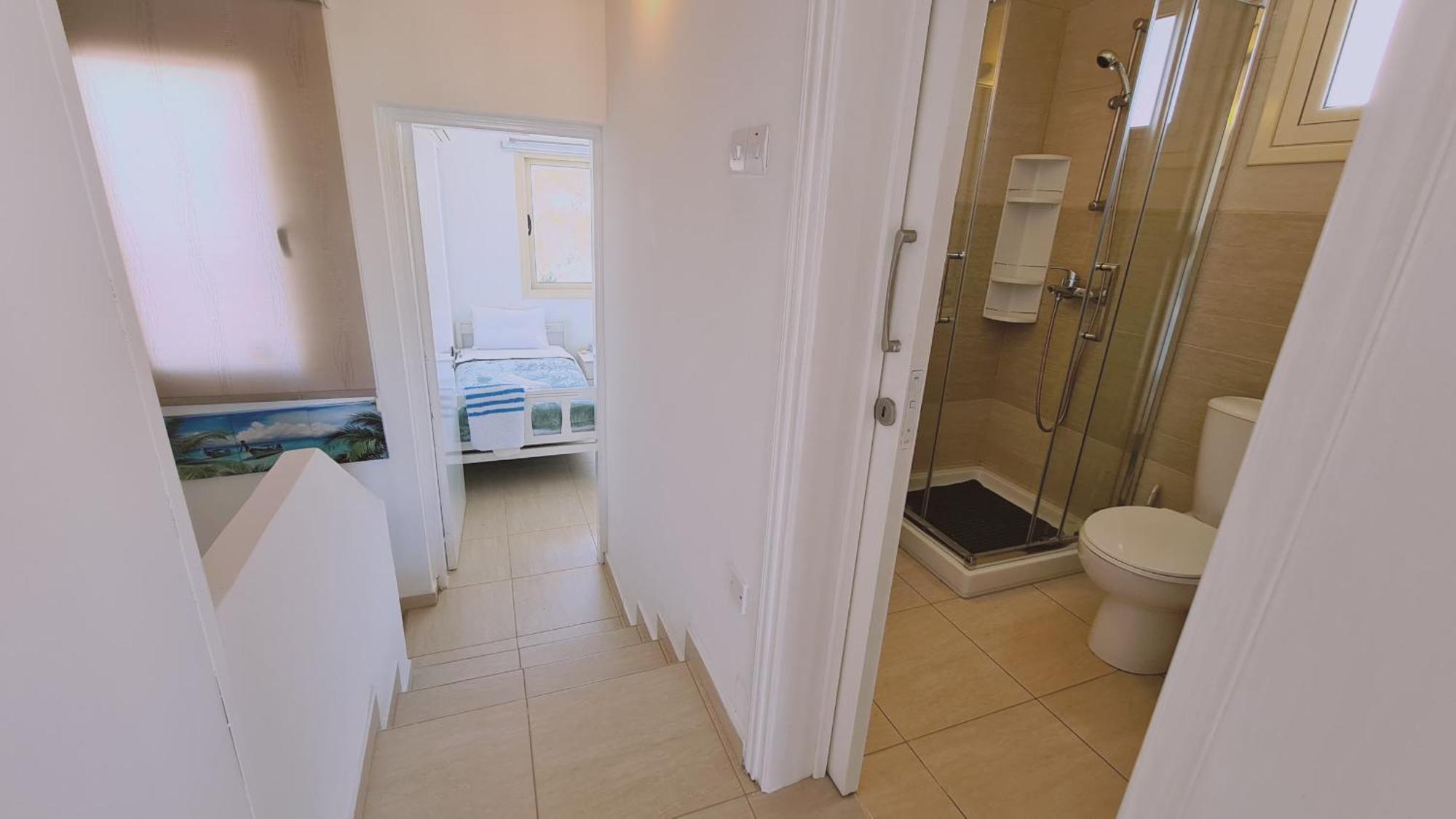 Crystal Waves Maisonette Apartment *